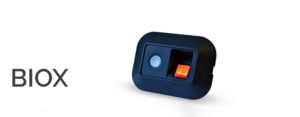 terminale biometrico con lettore RF integrato per il controllo di porte e sistemi di allarme